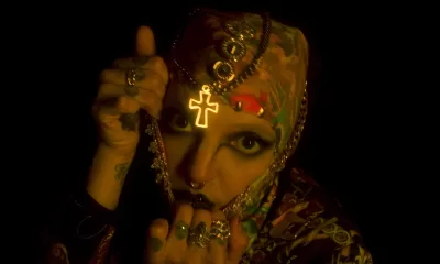 ÀIYÉ lança poderoso clipe duplo conceitual “Pomba Gira / EXU”