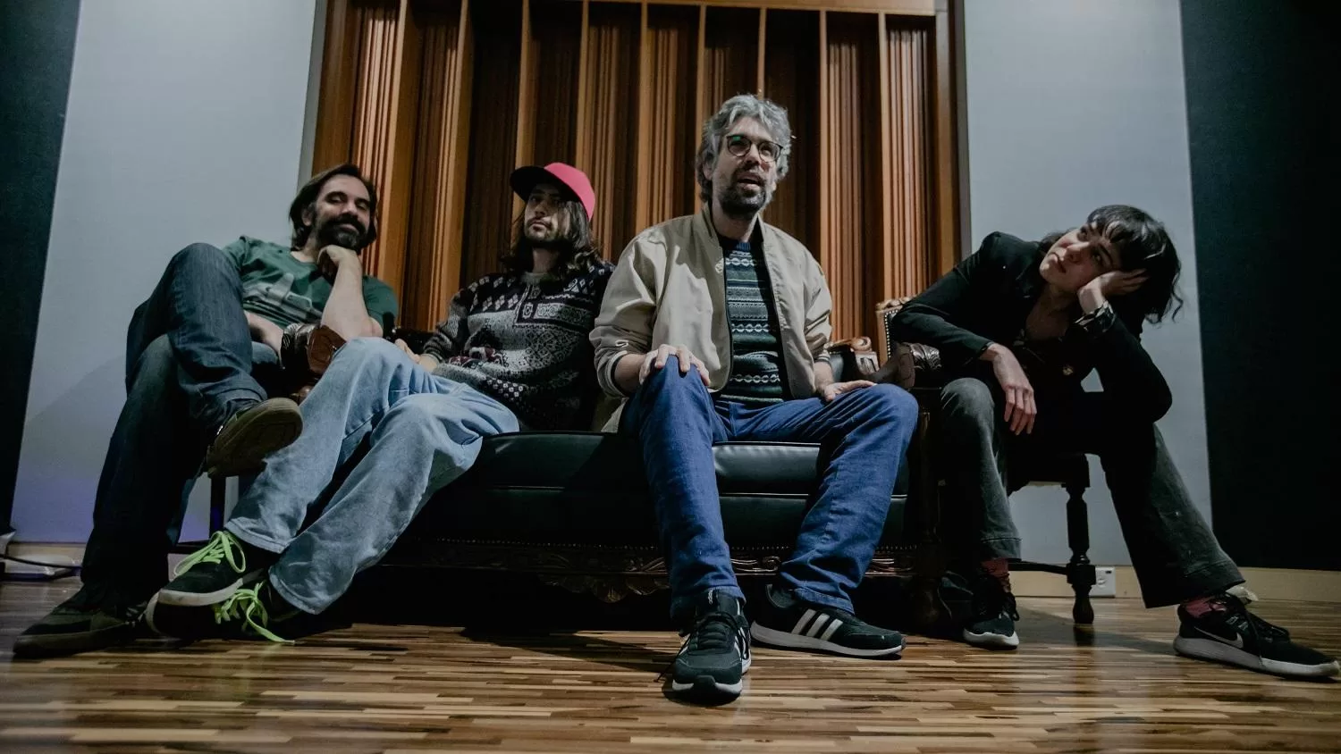 Os Fadas divulga EP “Sono Ruim”, uma viagem sonora pelo abismo