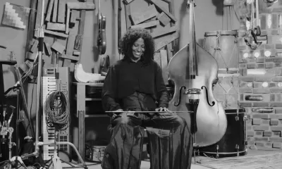 Sandra Nisseli celebra a poesia com Javier Nasceu, Os Alacantos e Pedro Lacerda