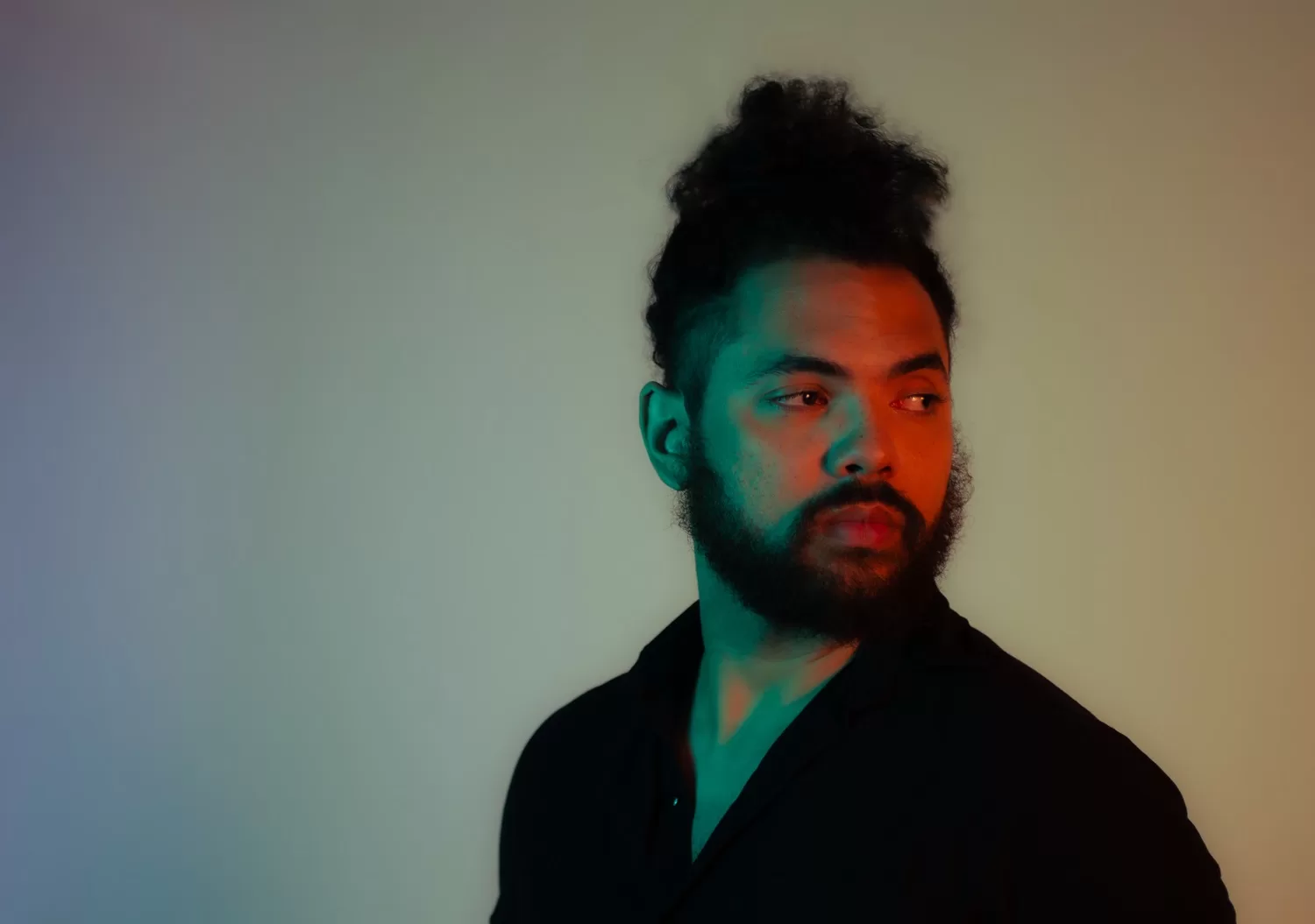 CHUENGUE estreia single “O Nascimento do Universo”