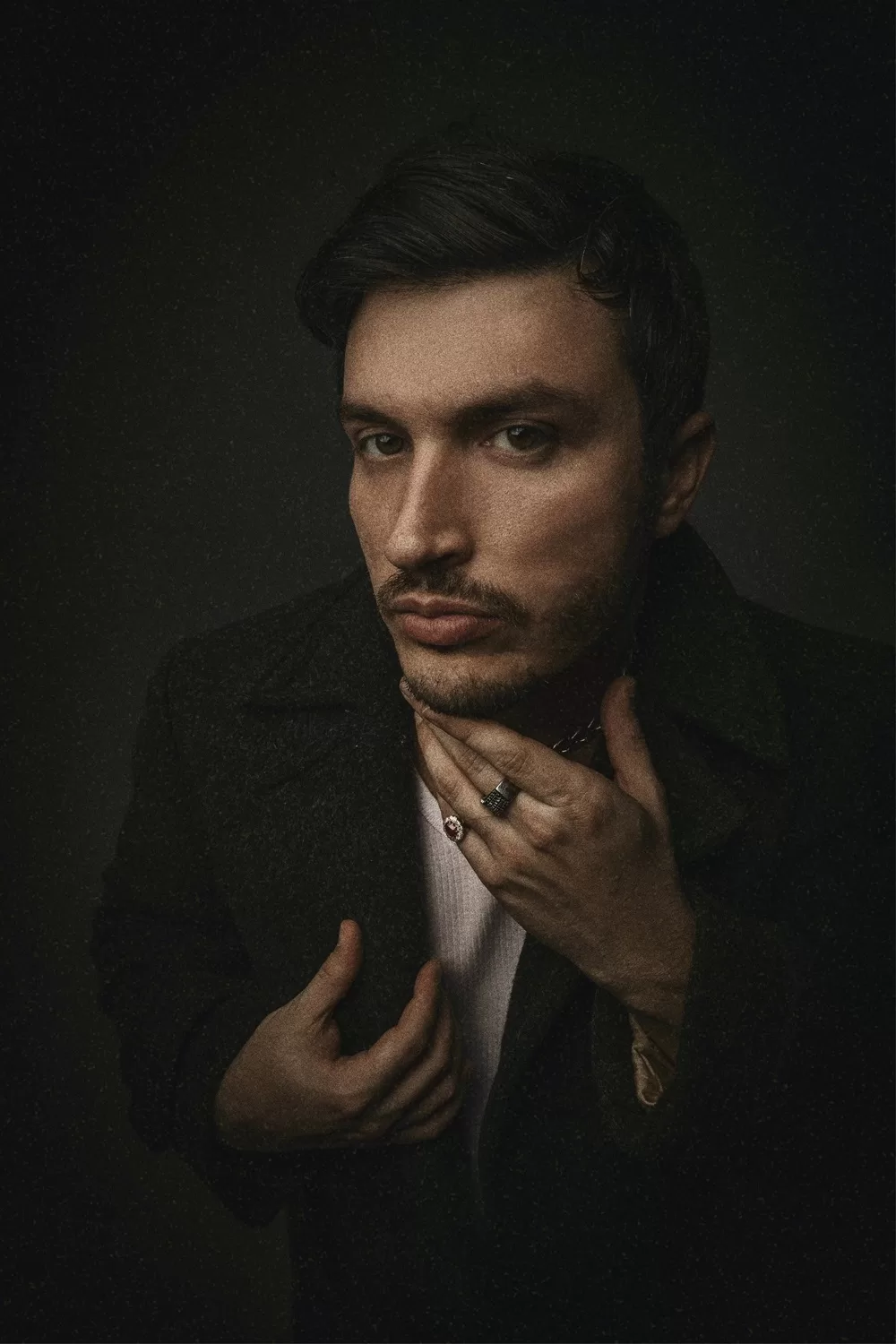 O Dante explora hip hop alternativo em single que antecipa álbum