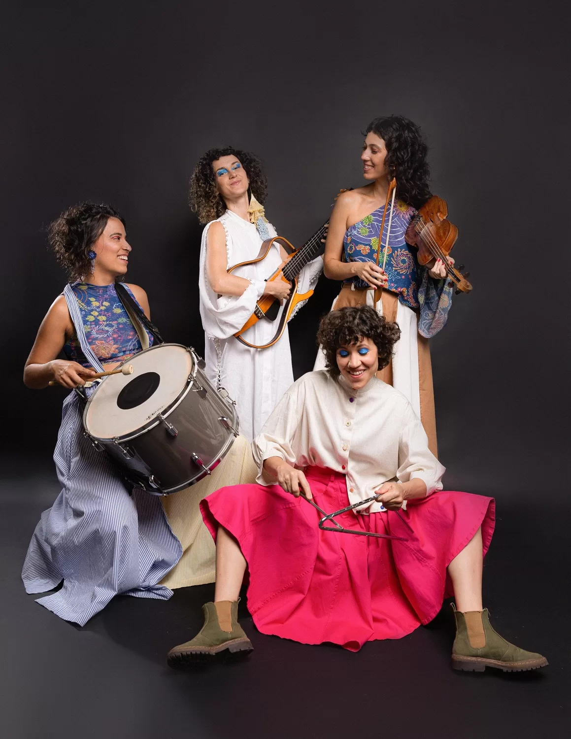 Pé de Manacá faz show gratuito de lançamento de disco