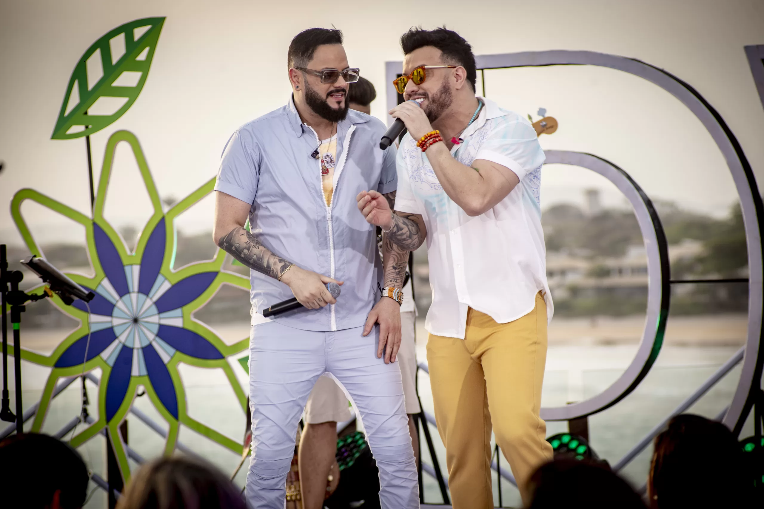 Búzios Paradise! Diego & Victor Hugo lançam primeira faixa de novo projeto 