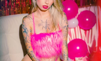 Baby Fire faz ensaio sensual em comemoração de 3 anos da Nast Agência