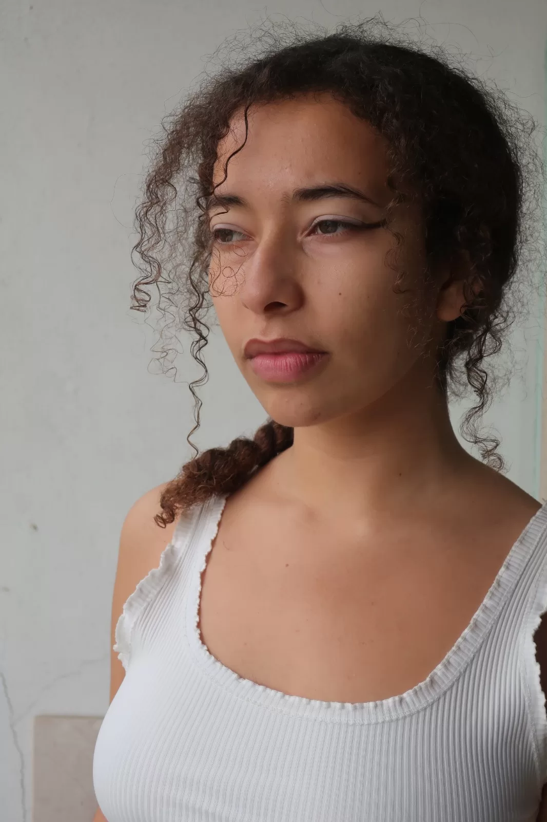 Cantora portuguesa MERAI lança novo EP