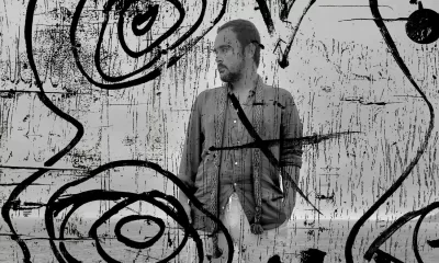 Taynã se reinventa em carreira solo com “We Are Visitors”