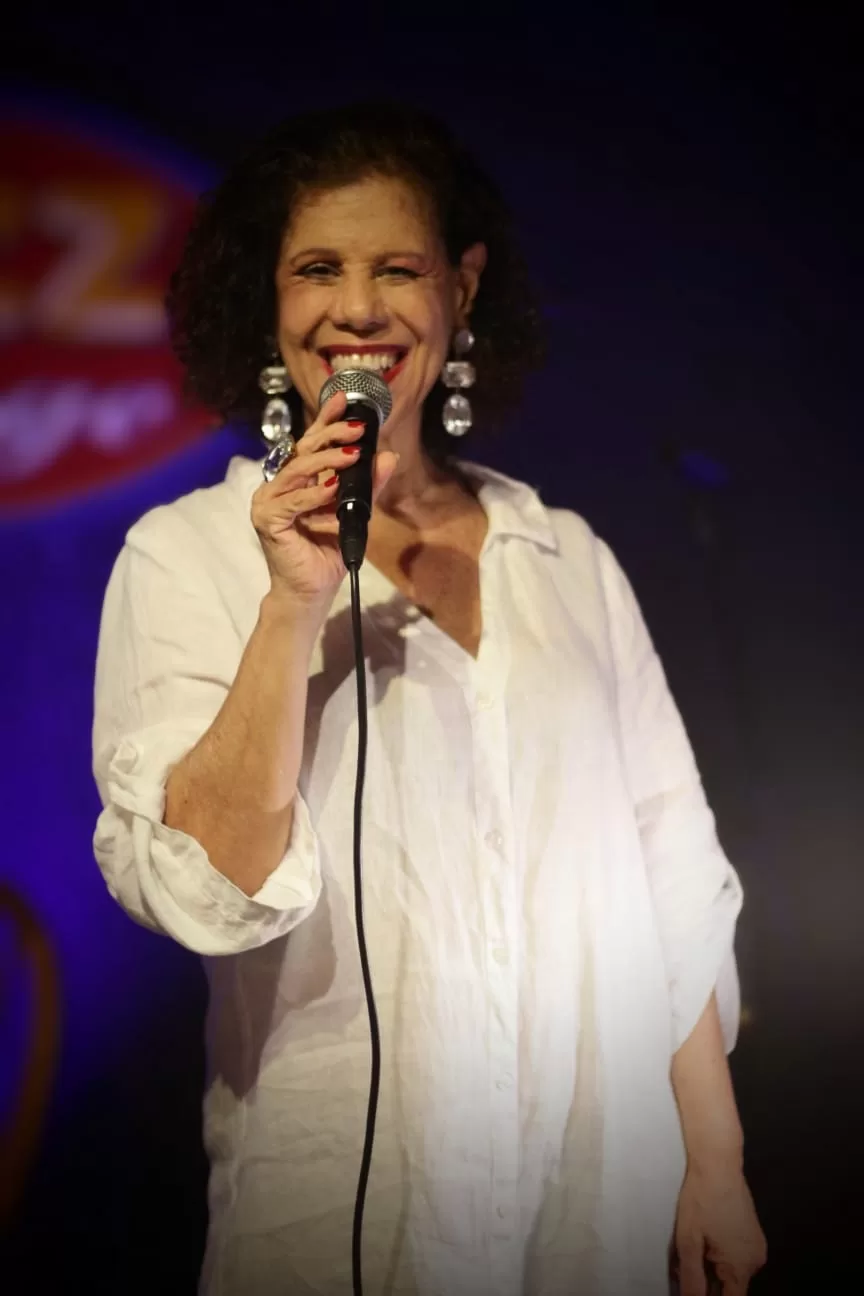 Morana Silveira celebra Leny Andrade em show na Gávea