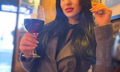 De volta da Europa, Gabriela Zillmer grava vídeo picante com Anny Alves para o Privacy
