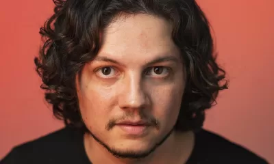 Gabriel Aragão antecipa disco deluxe em single com Teago Oliveira