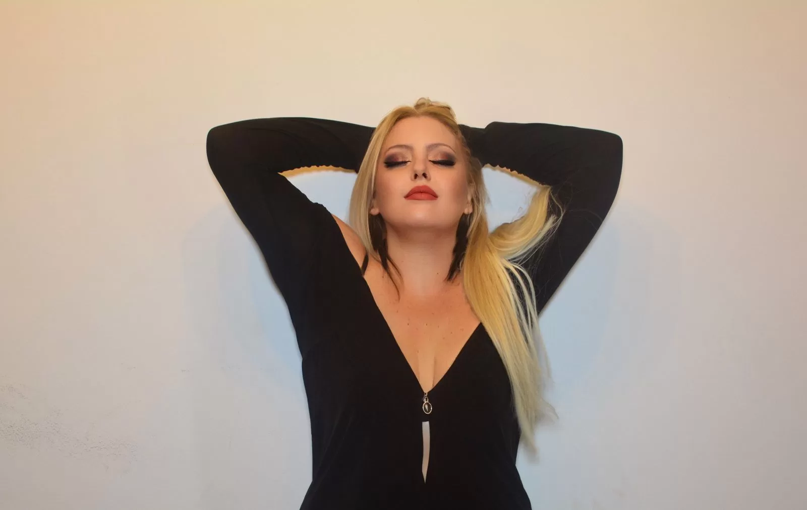 Manni Moritz une rock, pop e poesia em single sobre a força de seguir em frente