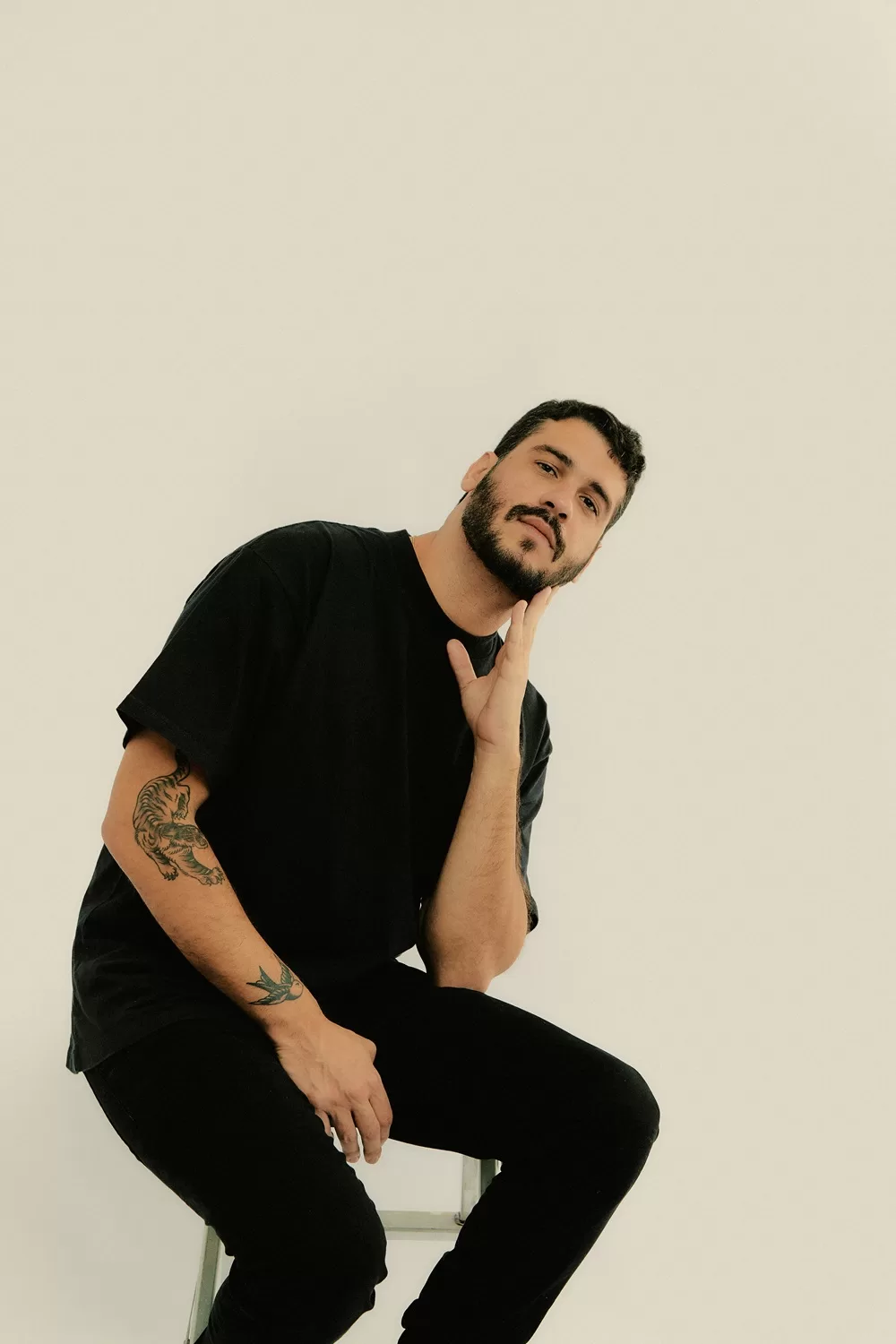 Conheça Yuri Corbal, novo nome da MPB Pop carioca