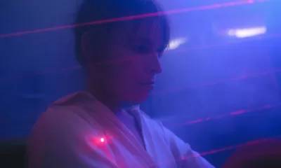 Jokin transforma conflitos internos em dança no video “This is War”