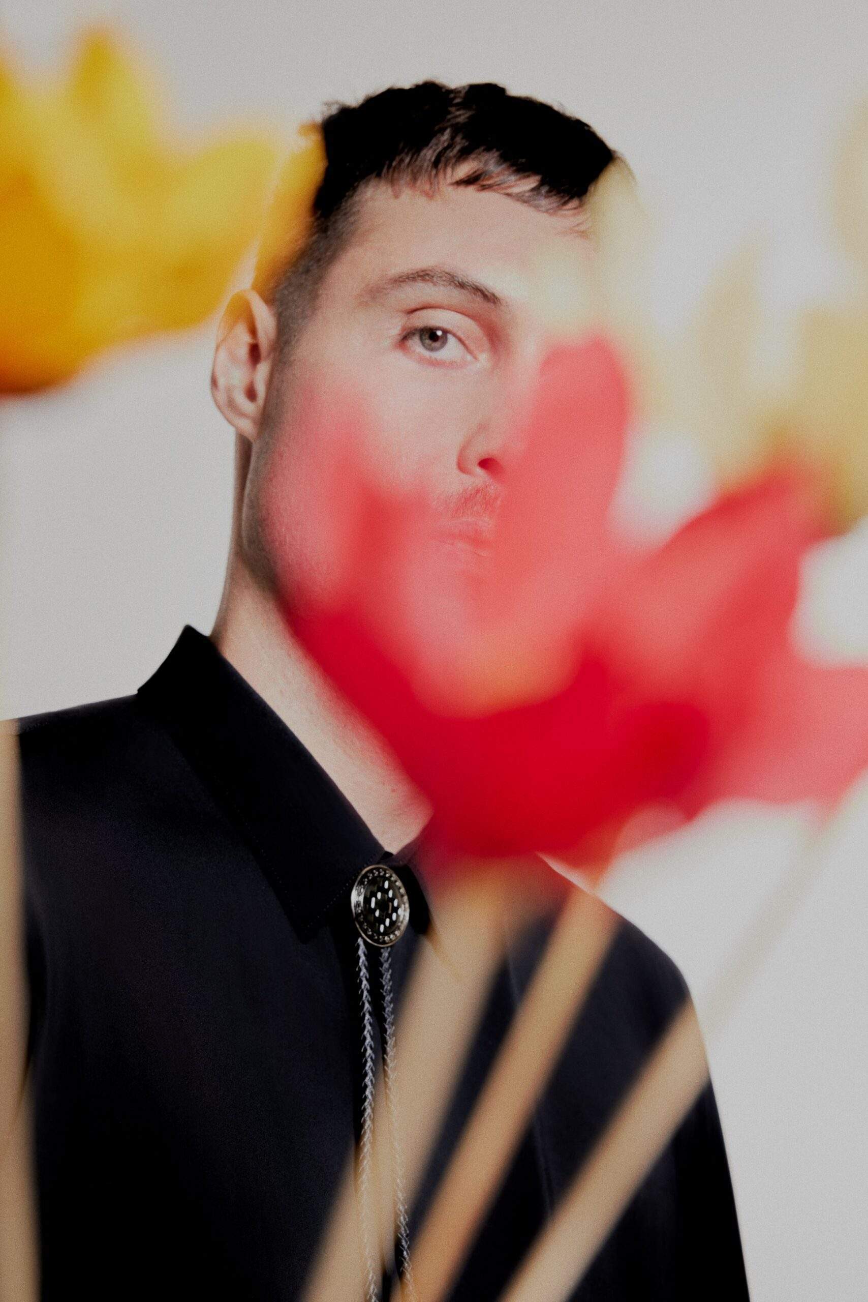 Blue Mar se inspira na ficção científica em vídeo para remix de “Tough Spell”