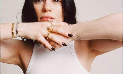 Jessie J lança versões acústicas de “No Secrets” e “Living My Best Life”