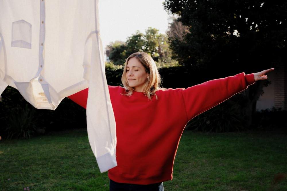 Rocío Igarzábal apresenta “Volare”, single que encerra seu novo EP, com homenagem especial à sua história