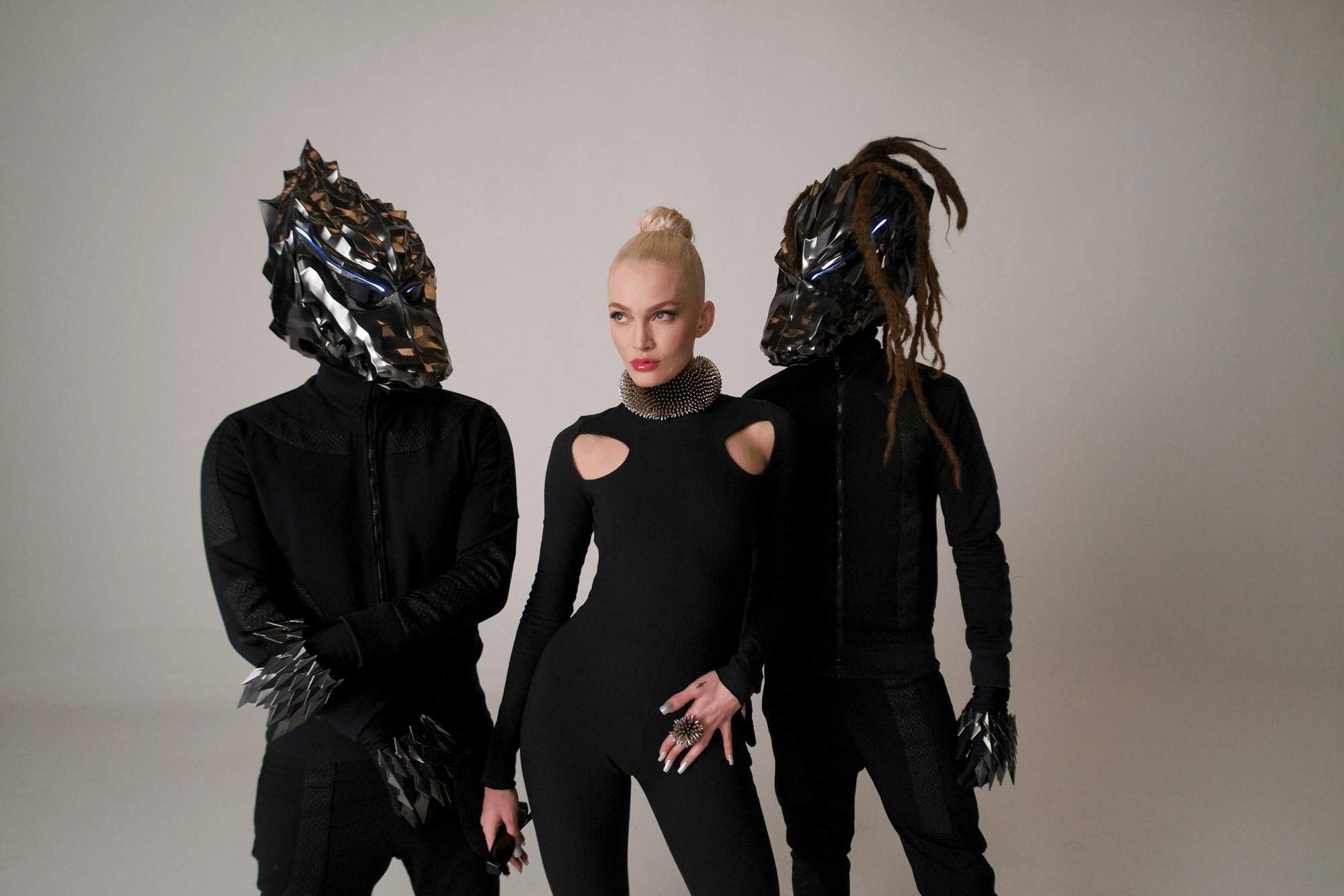 SUPERALMA divide viagem intergalática, interdimensional e musical em novo álbum Todo Tempo Que Virá Depois Desse Momento – Volume 2